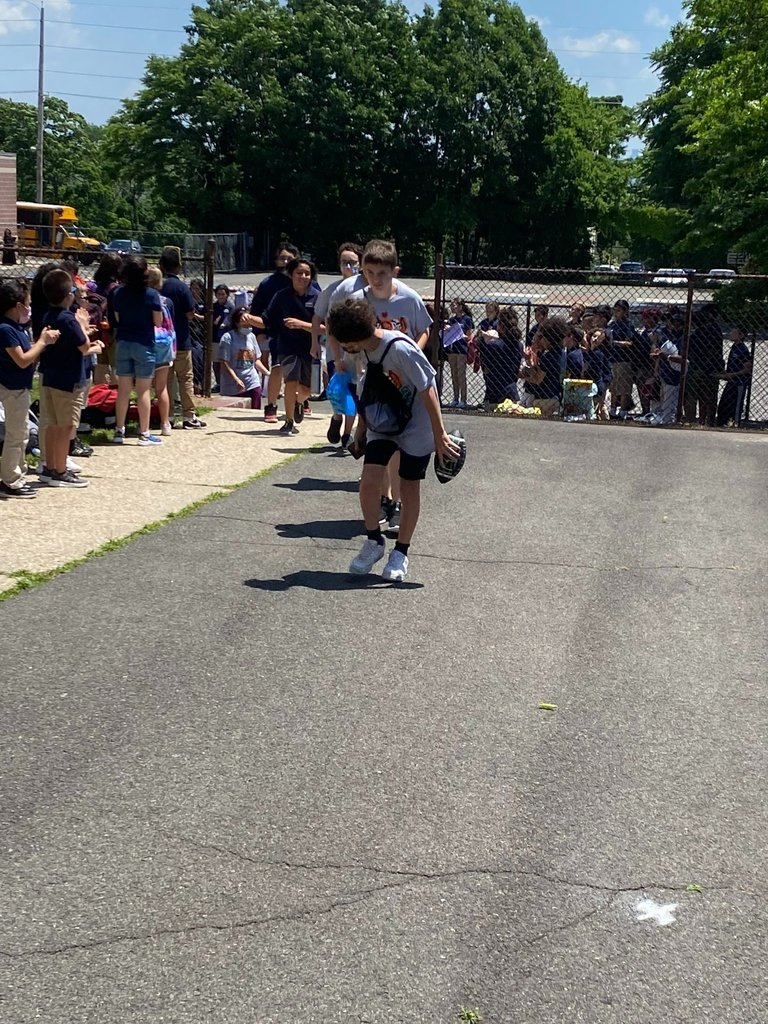 6th grade graduates leaving school
